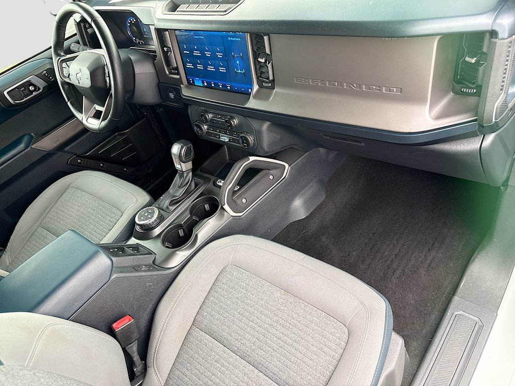 Used 2022 Ford Bronco Outer Banks w/ Sasquatch Package AWD/4WD image 17