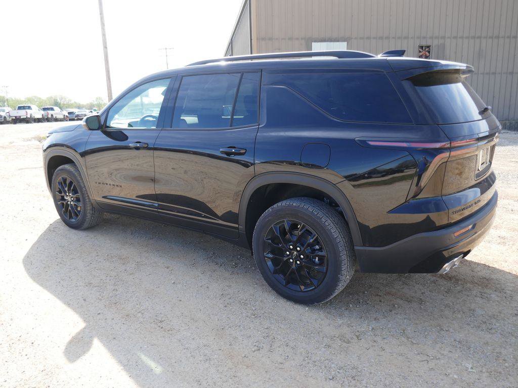 New 2026 Chevrolet Traverse LT w/ Midnight/Sport Edition AWD/4WD image 6