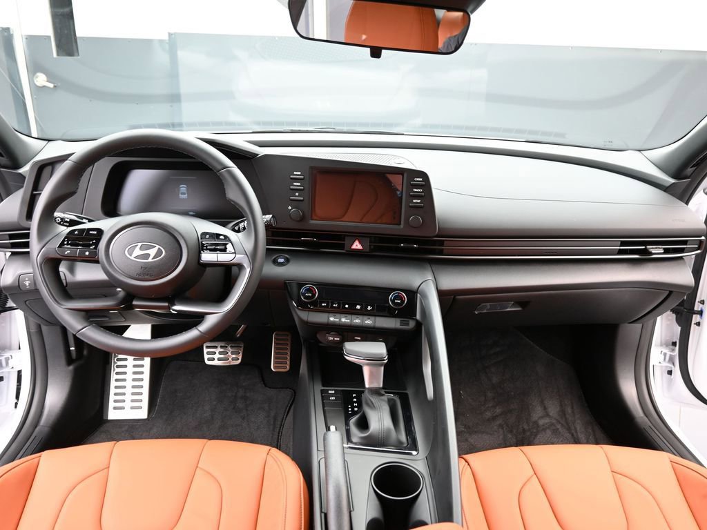 New 2026 Hyundai Elantra Sport image 9