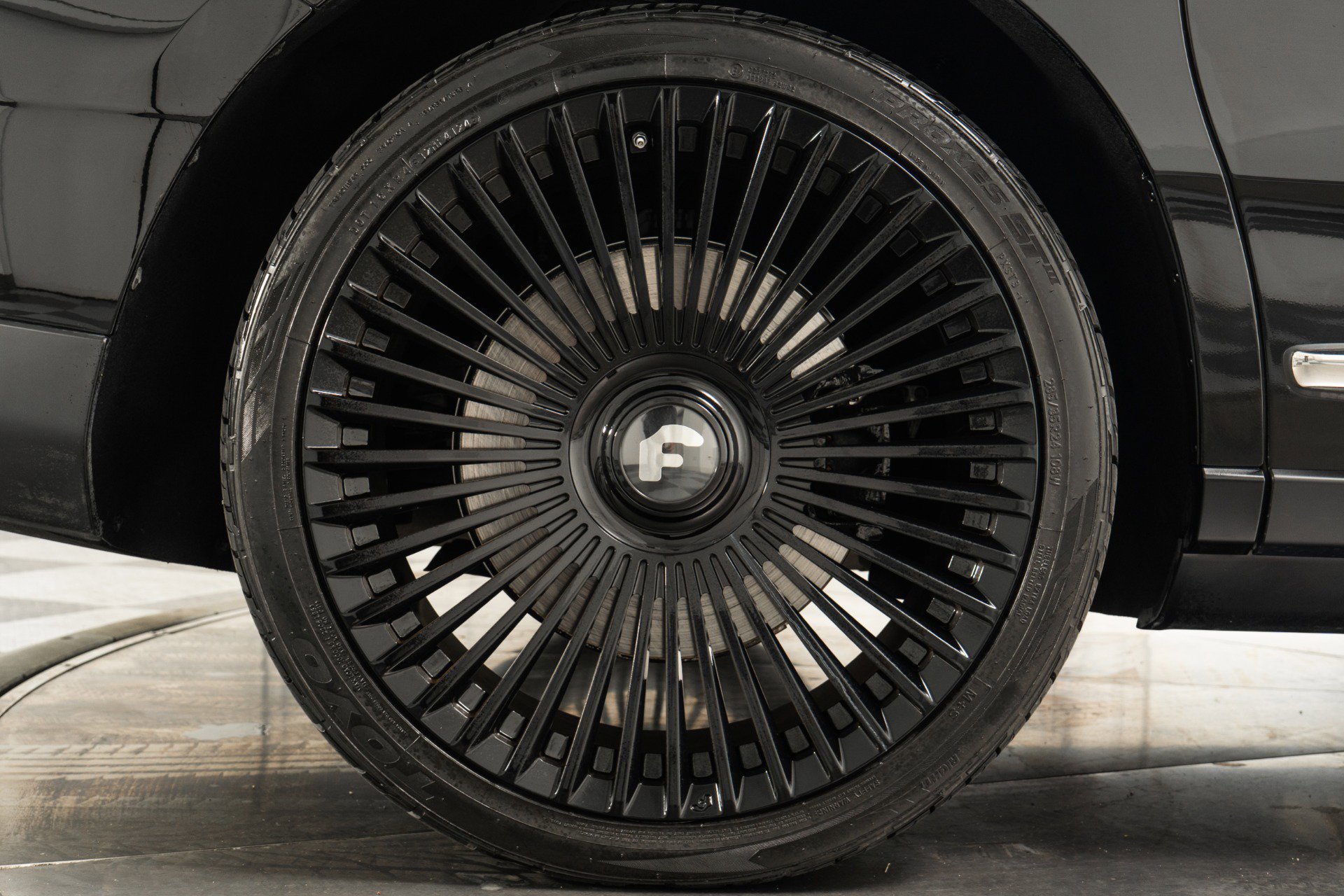 Used 2022 Rolls-Royce Cullinan image 44