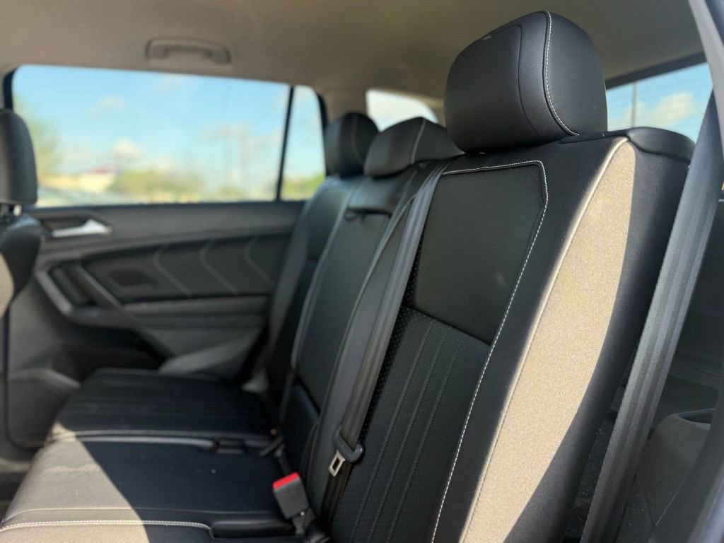 Used 2024 Volkswagen Tiguan SE image 10