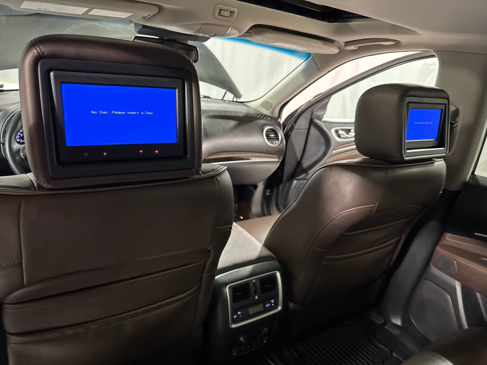 Used 2013 INFINITI JX35 AWD w/ Premium Pkg image 28