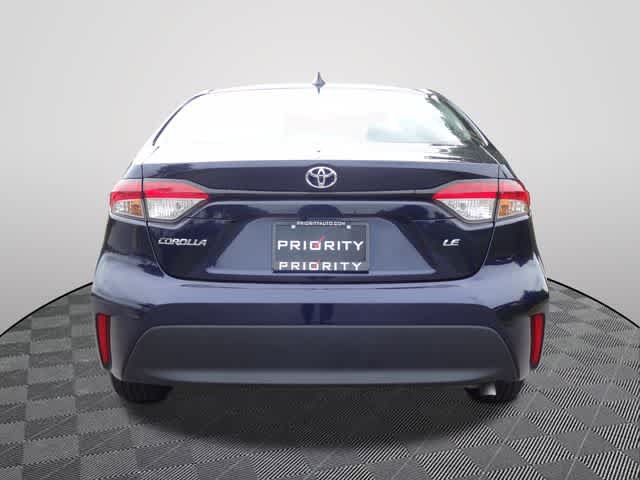 Certified 2024 Toyota Corolla LE FWD image 3