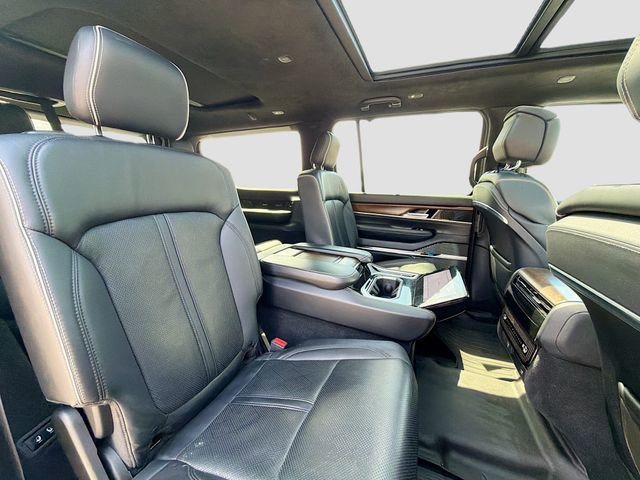 Used 2022 Jeep Grand Wagoneer Series II image 29