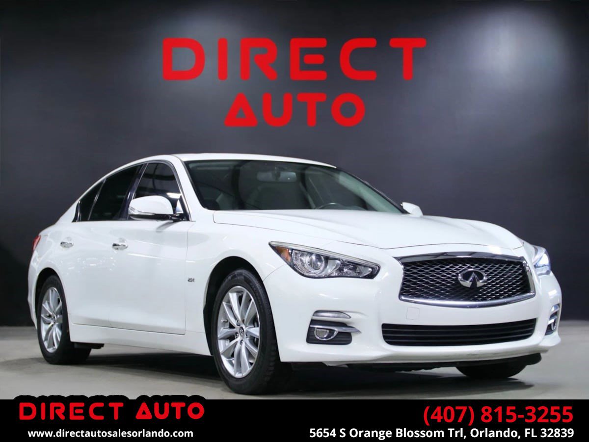 Used 2017 INFINITI Q50 2.0t w/ Moonroof Package RWD image 1
