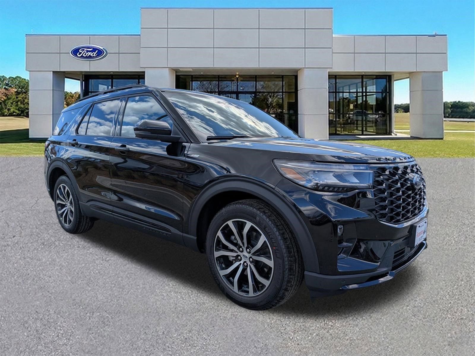 New 2026 Ford Explorer ST-Line image 1