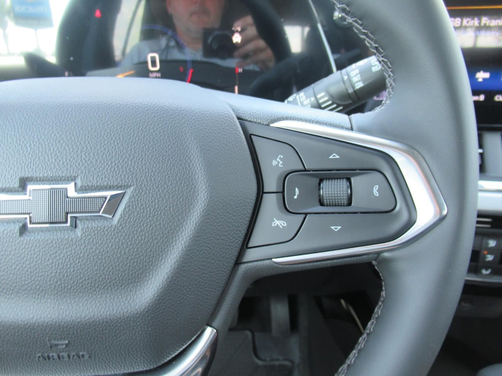 New 2026 Chevrolet Trax LT w/ Driver Confidence Package FWD image 25