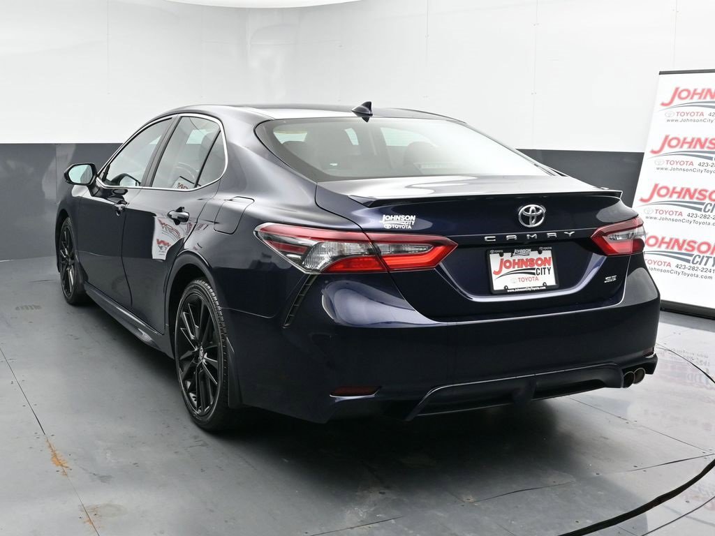 Used 2021 Toyota Camry SE image 6