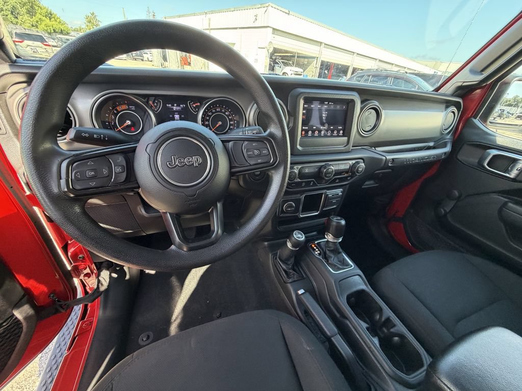 Used 2022 Jeep Wrangler Unlimited Sport AWD/4WD image 19