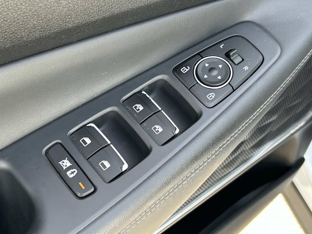 Used 2020 Hyundai Santa Fe SEL w/ Convenience + Premium Package FWD image 32