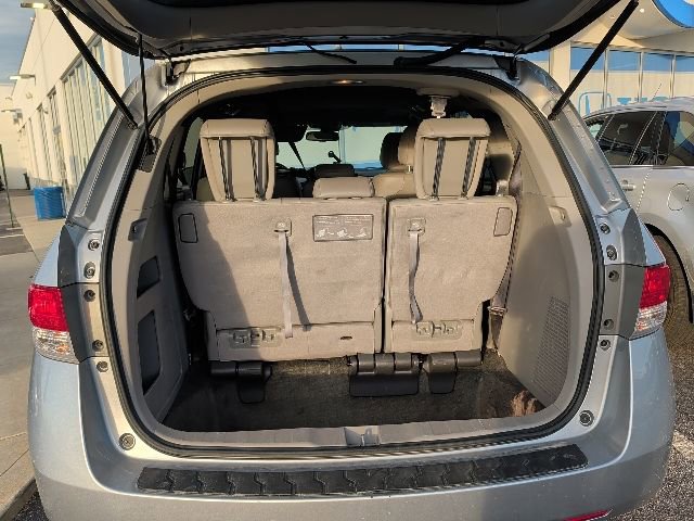 Used 2017 Honda Odyssey EX-L image 3