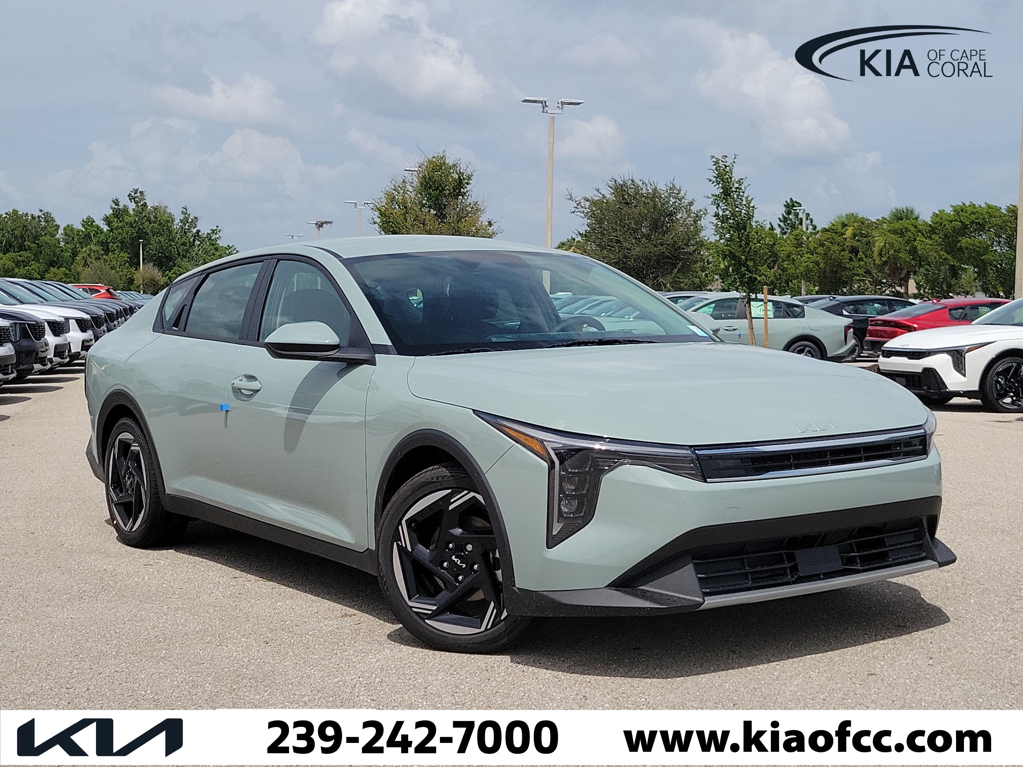 New 2026 Kia K4 EX FWD image 1