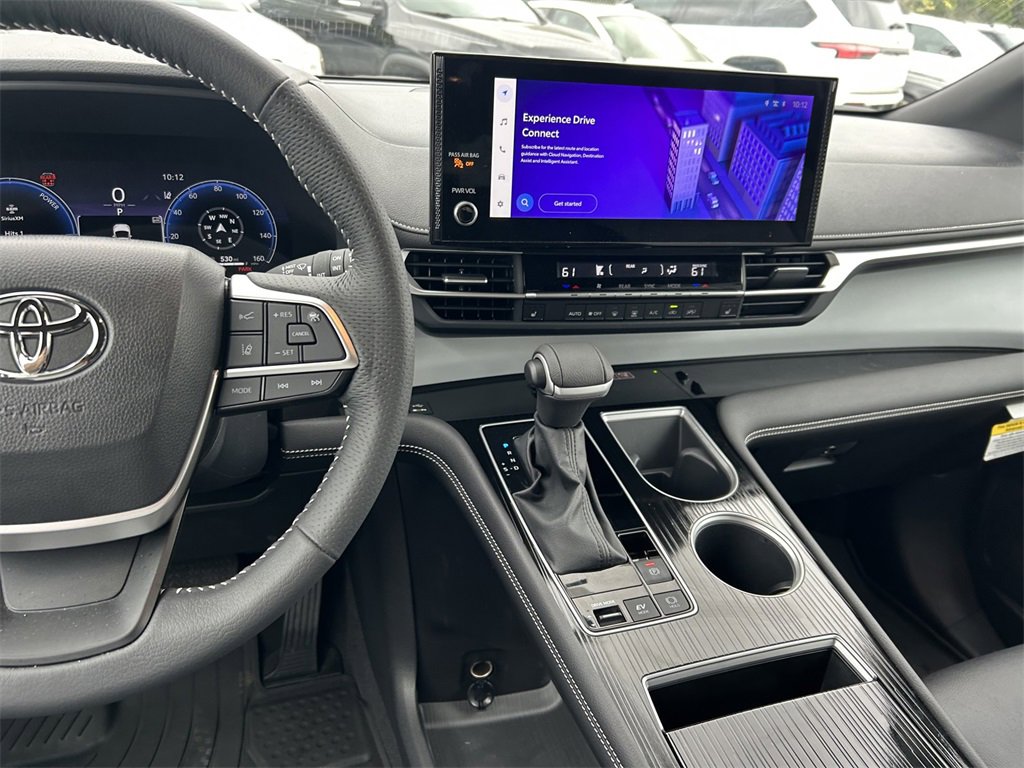 Used 2025 Toyota Sienna XSE image 20