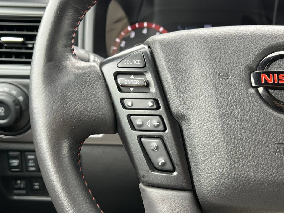 Used 2022 Nissan Titan PRO-4X w/ Pro-4x Convenience Package AWD/4WD image 22