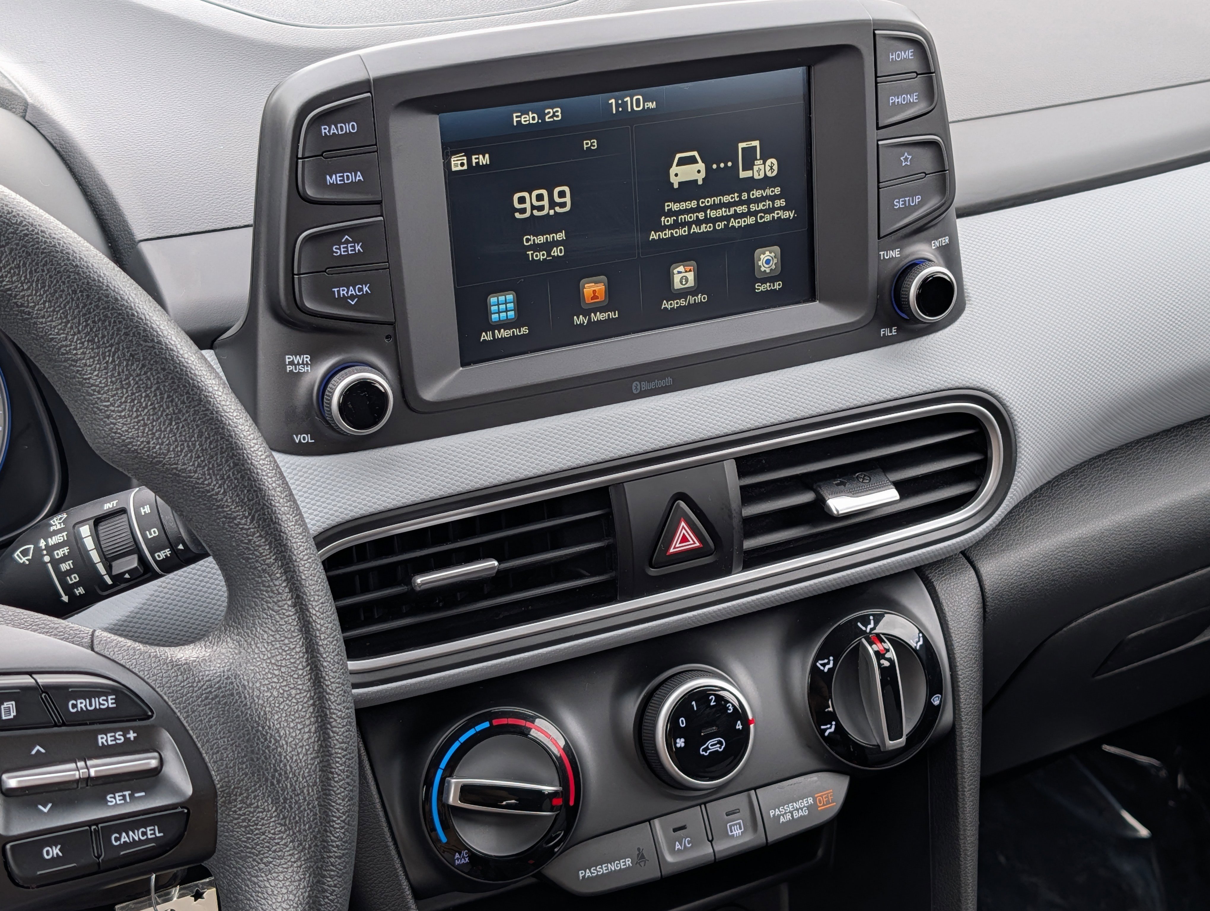 Used 2021 Hyundai Kona SE w/ Cargo Package image 17