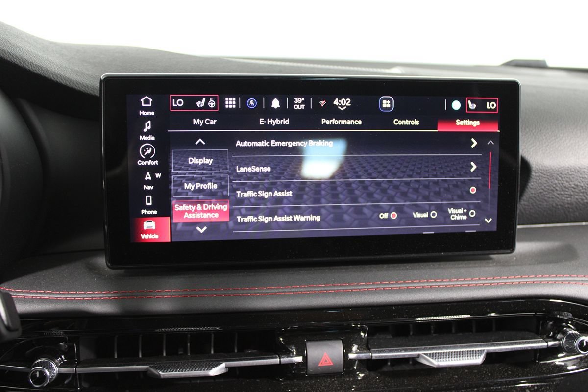 Used 2024 Dodge Hornet R/T Plus w/ R/T Blacktop Package AWD/4WD image 27