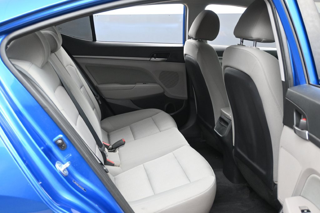 Used 2017 Hyundai Elantra SE FWD image 22