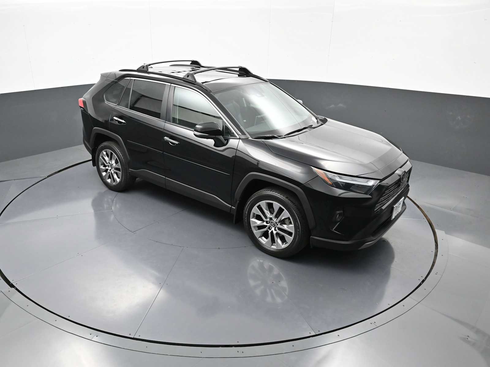 Used 2022 Toyota RAV4 Limited AWD/4WD image 35
