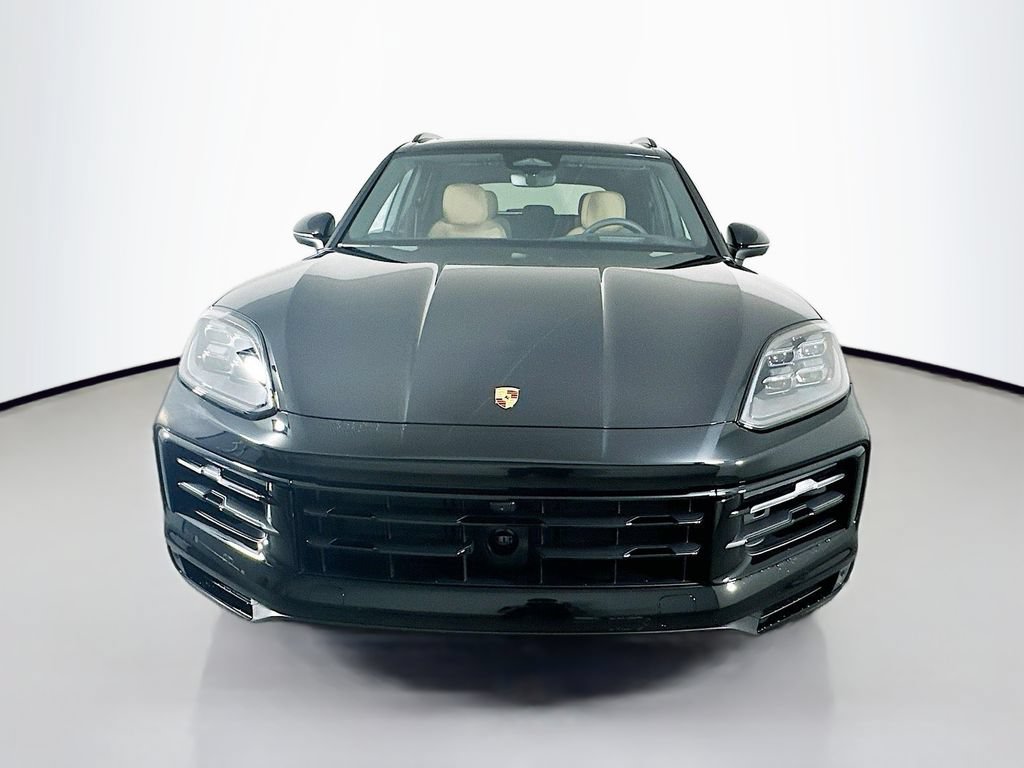Certified 2026 Porsche Cayenne AWD/4WD image 6
