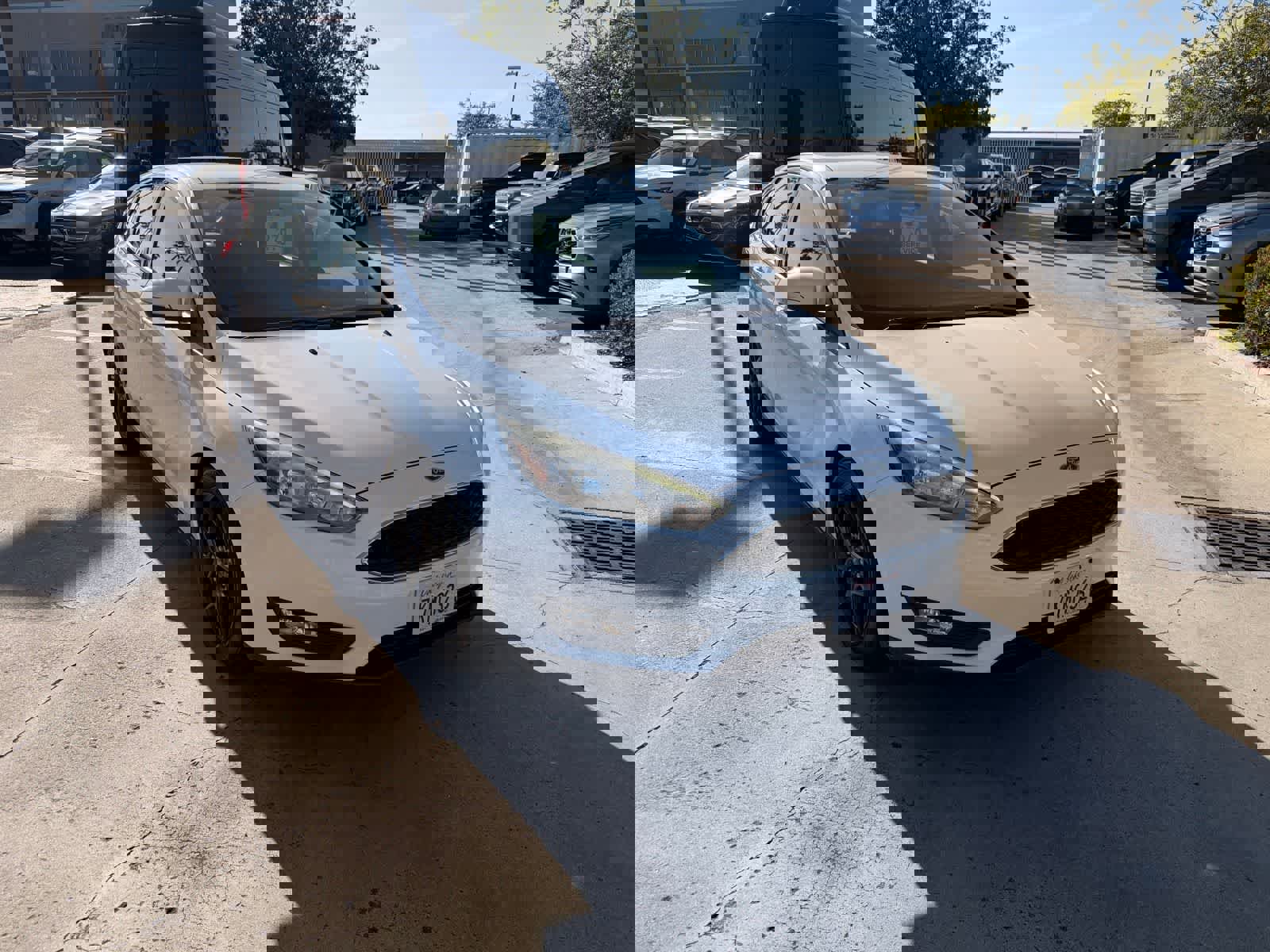 Used 2016 Ford Focus SE w/ Equipment Group 201A FWD image 7