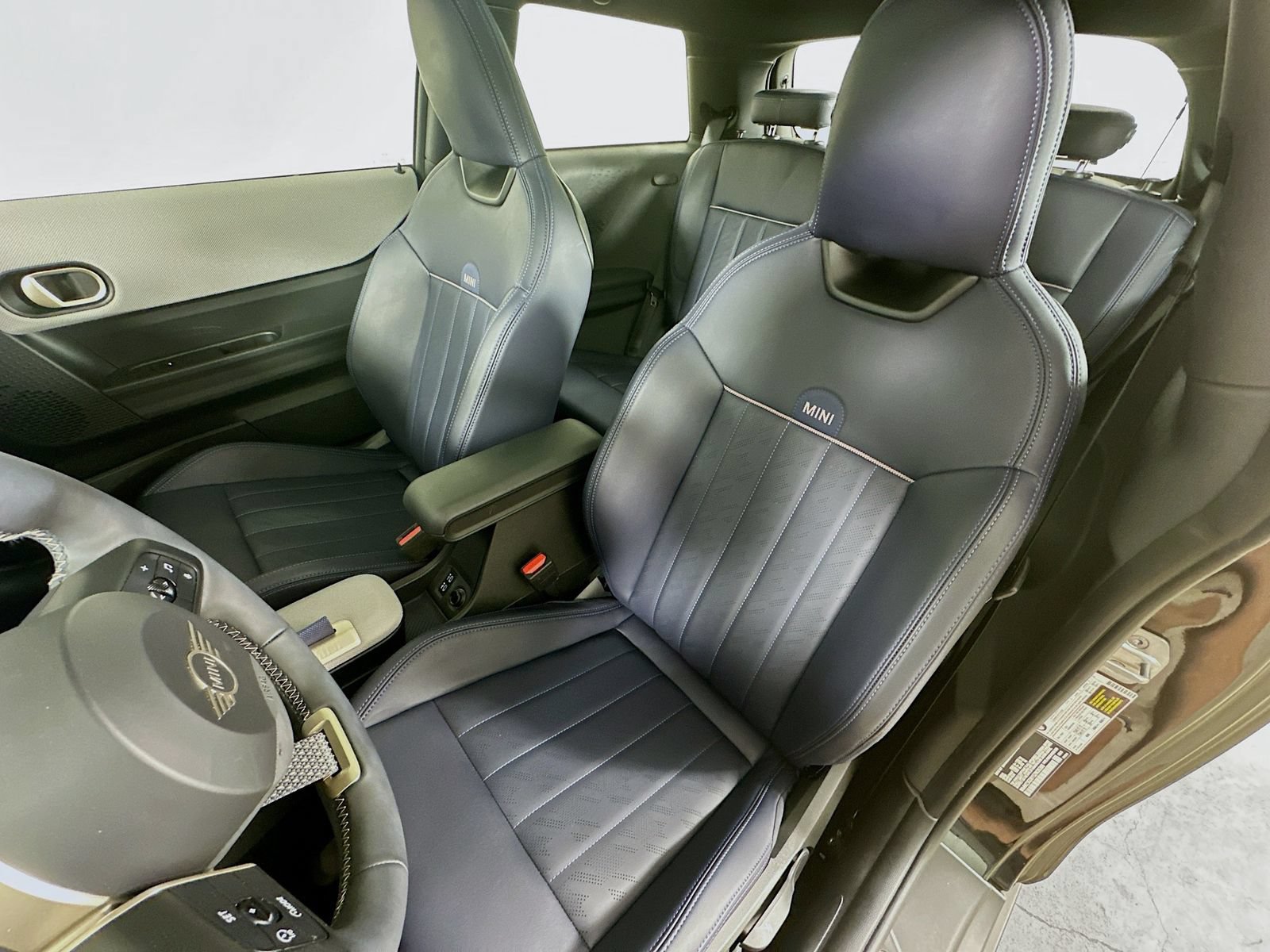 Used 2025 MINI Cooper S FWD image 34
