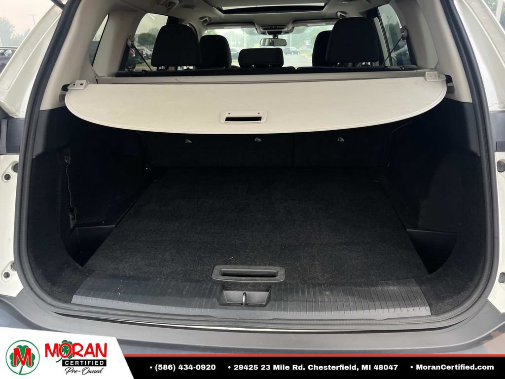 Used 2021 Nissan Rogue SV AWD/4WD image 11