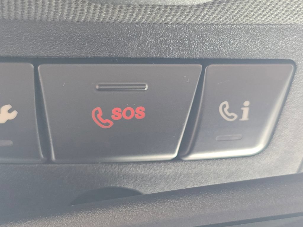 Used 2019 Mercedes-Benz CLA 250 4MATIC image 7
