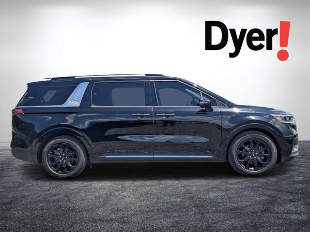 Certified 2024 Kia Carnival SX FWD image 2