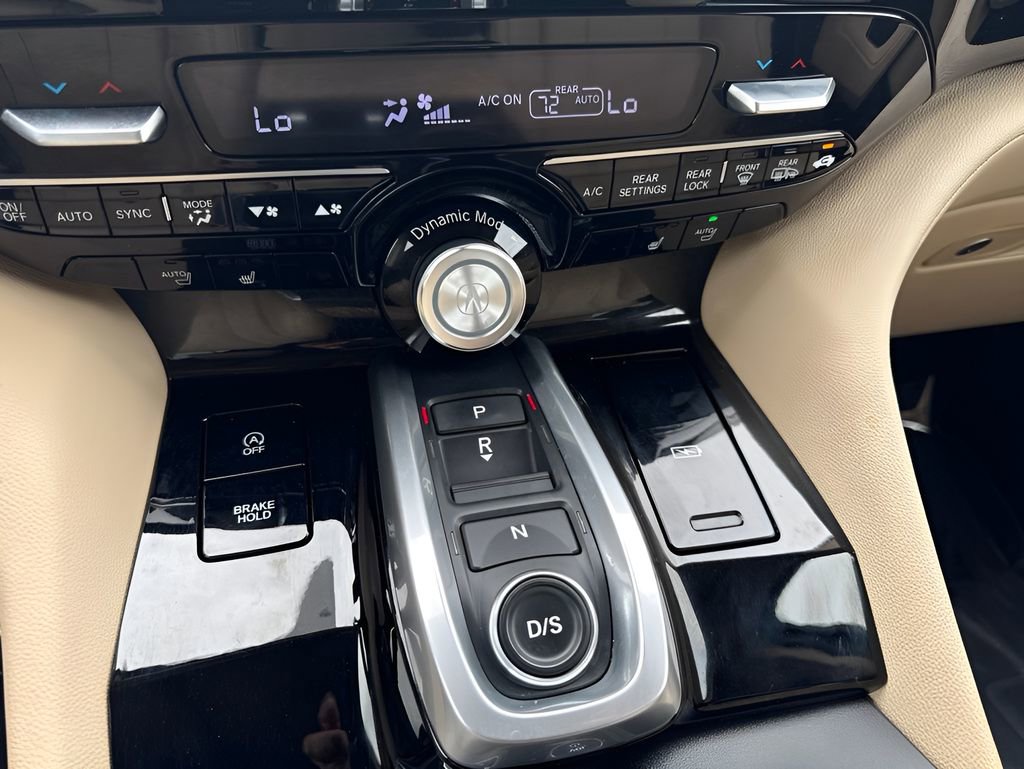 Used 2023 Acura MDX SH-AWD image 19