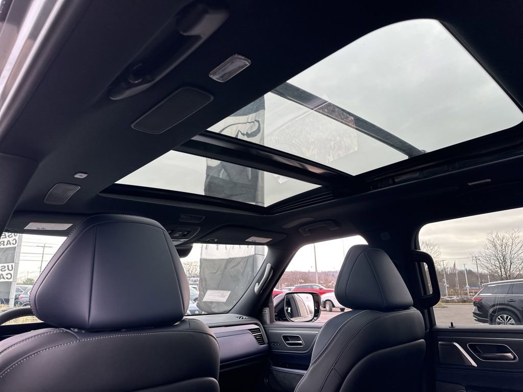 New 2026 INFINITI QX80 4WD w/ Sport Exterior Package image 35