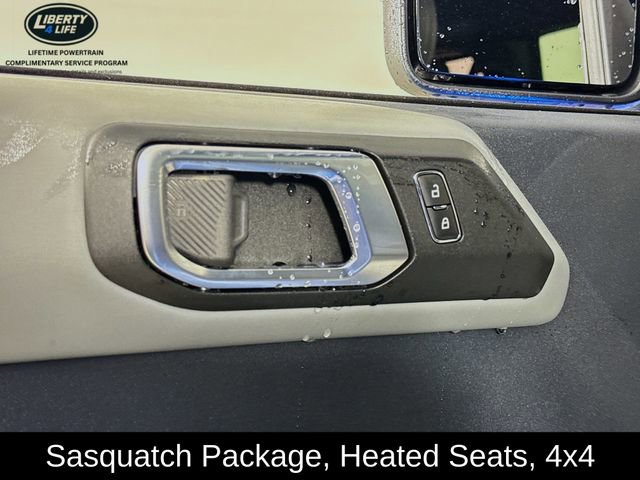 Used 2023 Ford Bronco Badlands w/ Sasquatch Package image 18