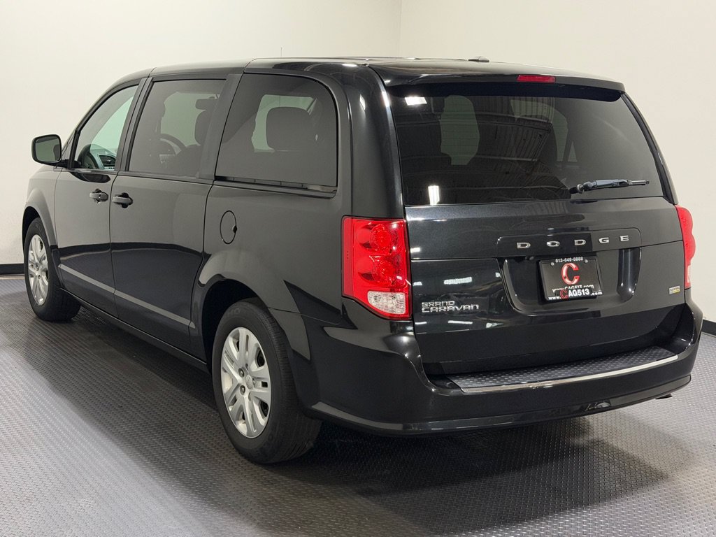 Used 2018 Dodge Grand Caravan SE w/ UConnect Hands-Free Group FWD image 7