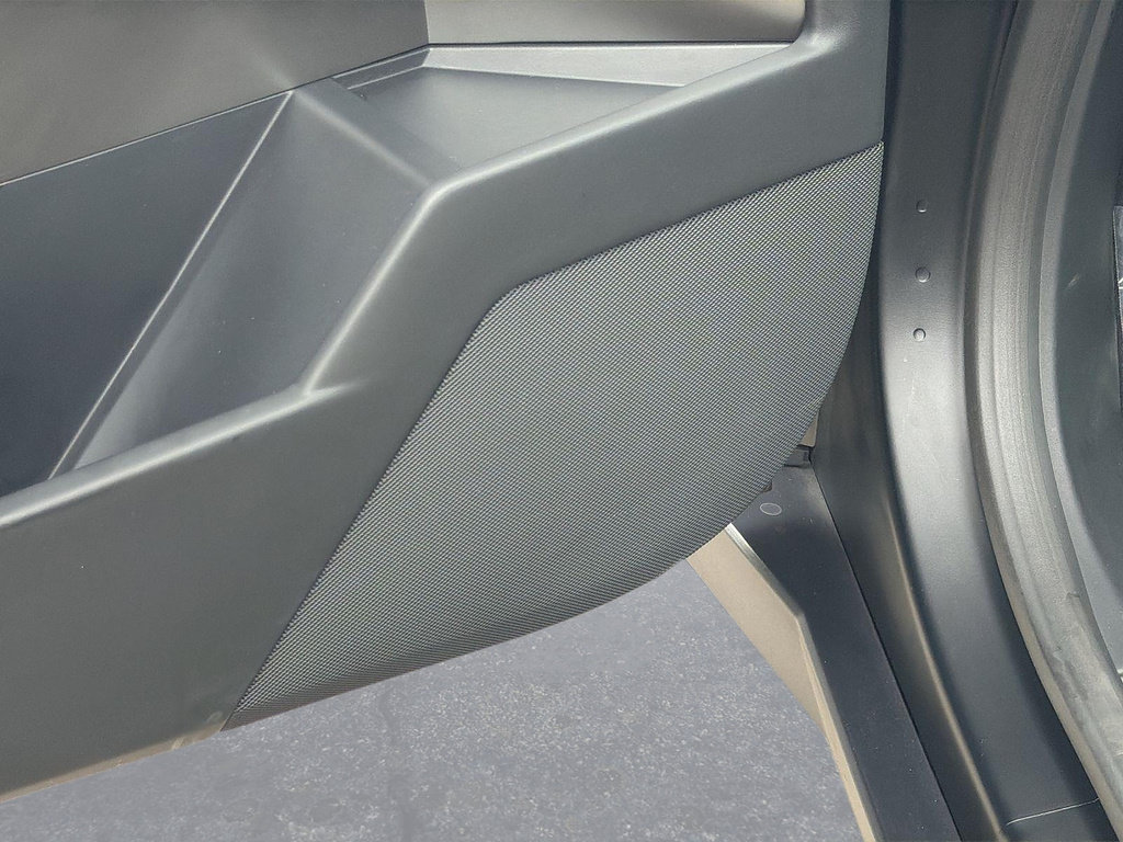 Used 2024 Tesla Cybertruck AWD Crew Cab image 21