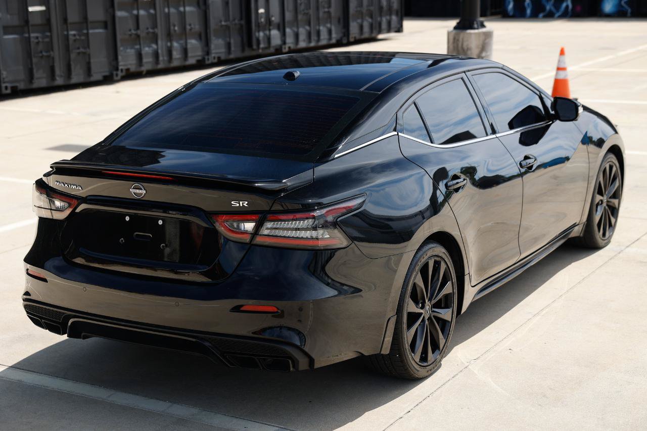 Used 2023 Nissan Maxima SR w/ Sport Mat Group FWD image 11