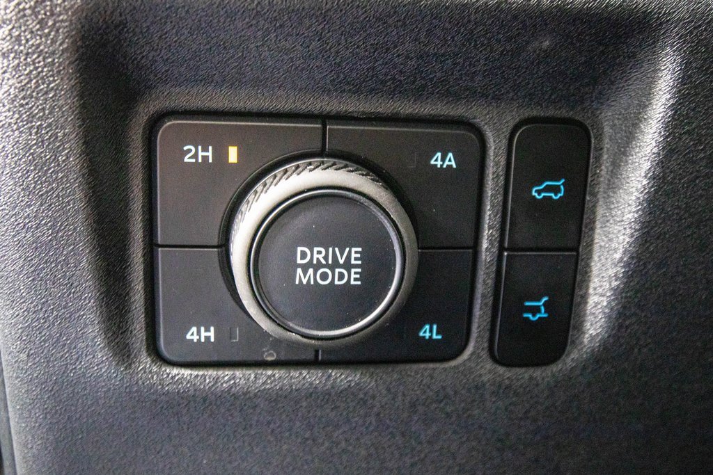 Used 2025 Ford Expedition Active image 26