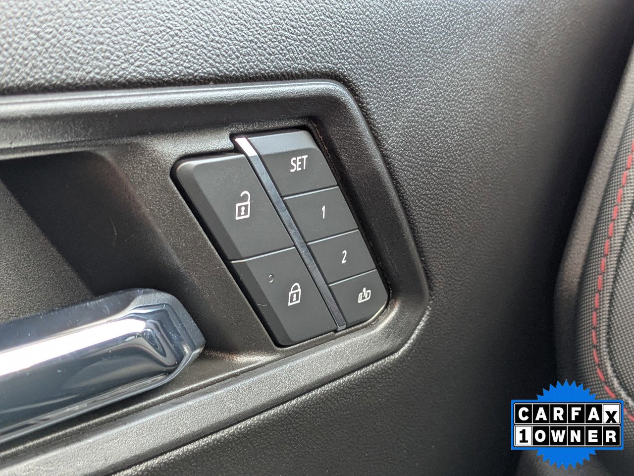 Used 2024 Chevrolet Colorado Z71 w/ Z71 Convenience Package 2 image 25