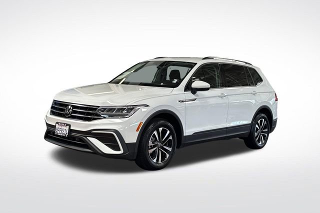 Certified 2023 Volkswagen Tiguan S FWD image 10