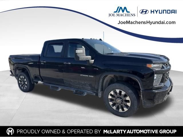 Used 2021 Chevrolet Silverado 2500 Custom w/ Custom Value Package AWD/4WD image 3