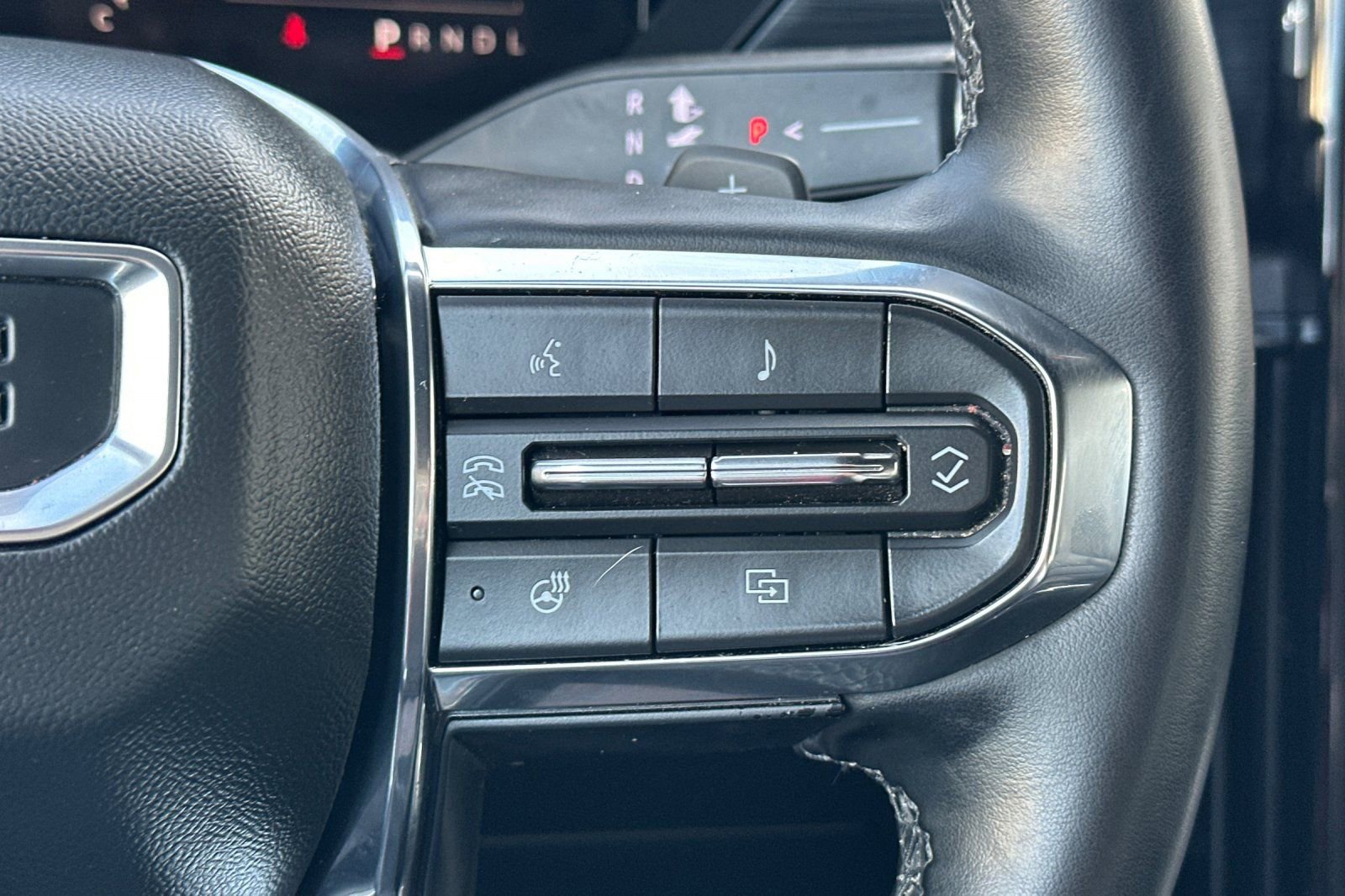 Used 2024 GMC Acadia Elevation w/ Luxury Package image 34