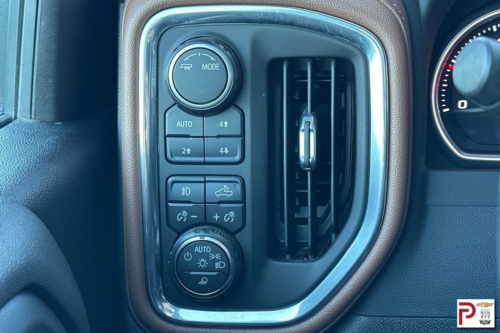 Certified 2022 Chevrolet Silverado 3500 High Country image 32