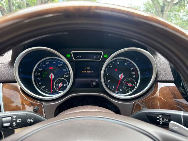 Used 2017 Mercedes-Benz GLS 450 4MATIC w/ Premium Package image 27