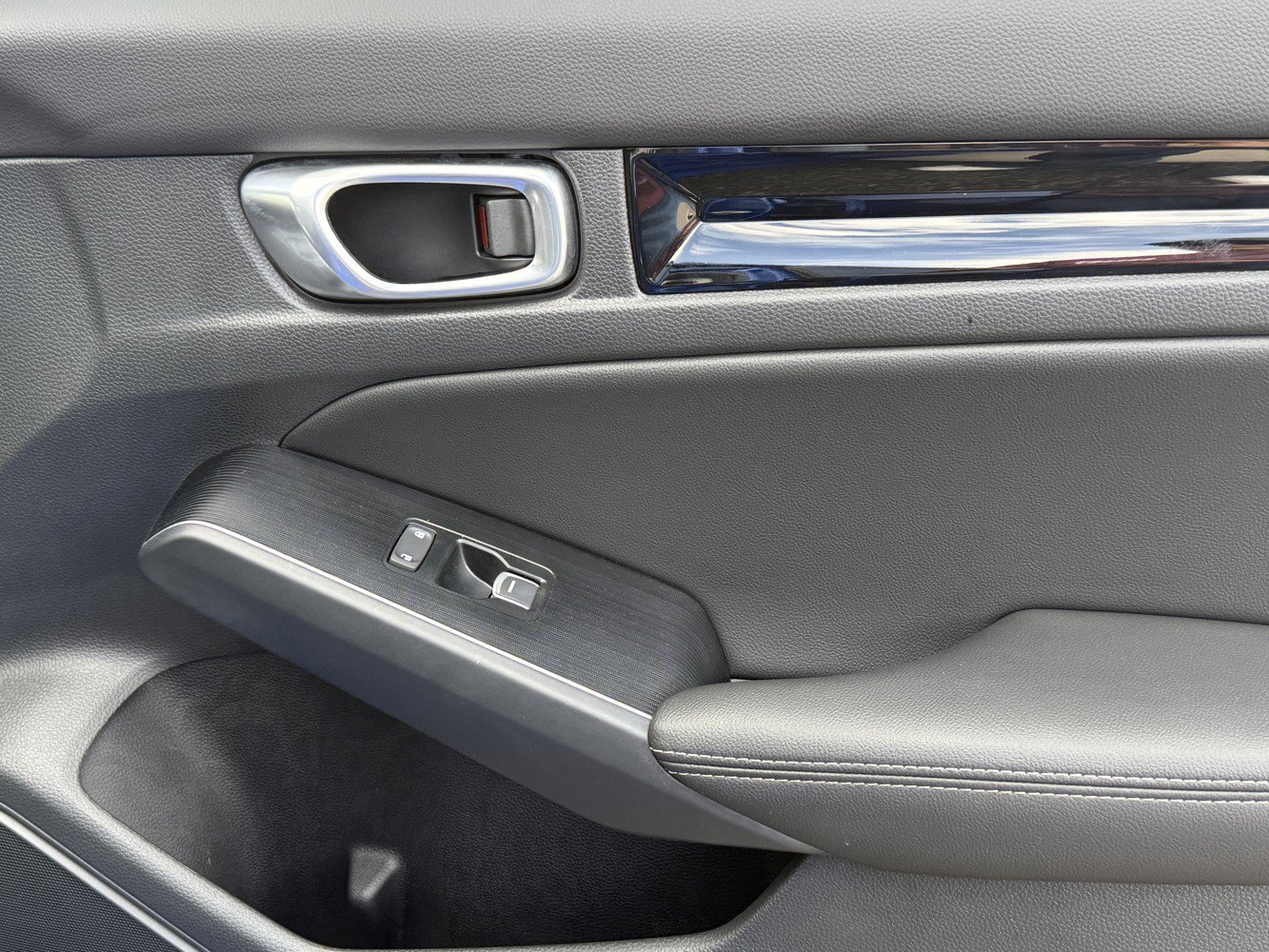 Certified 2024 Honda Civic Touring image 27