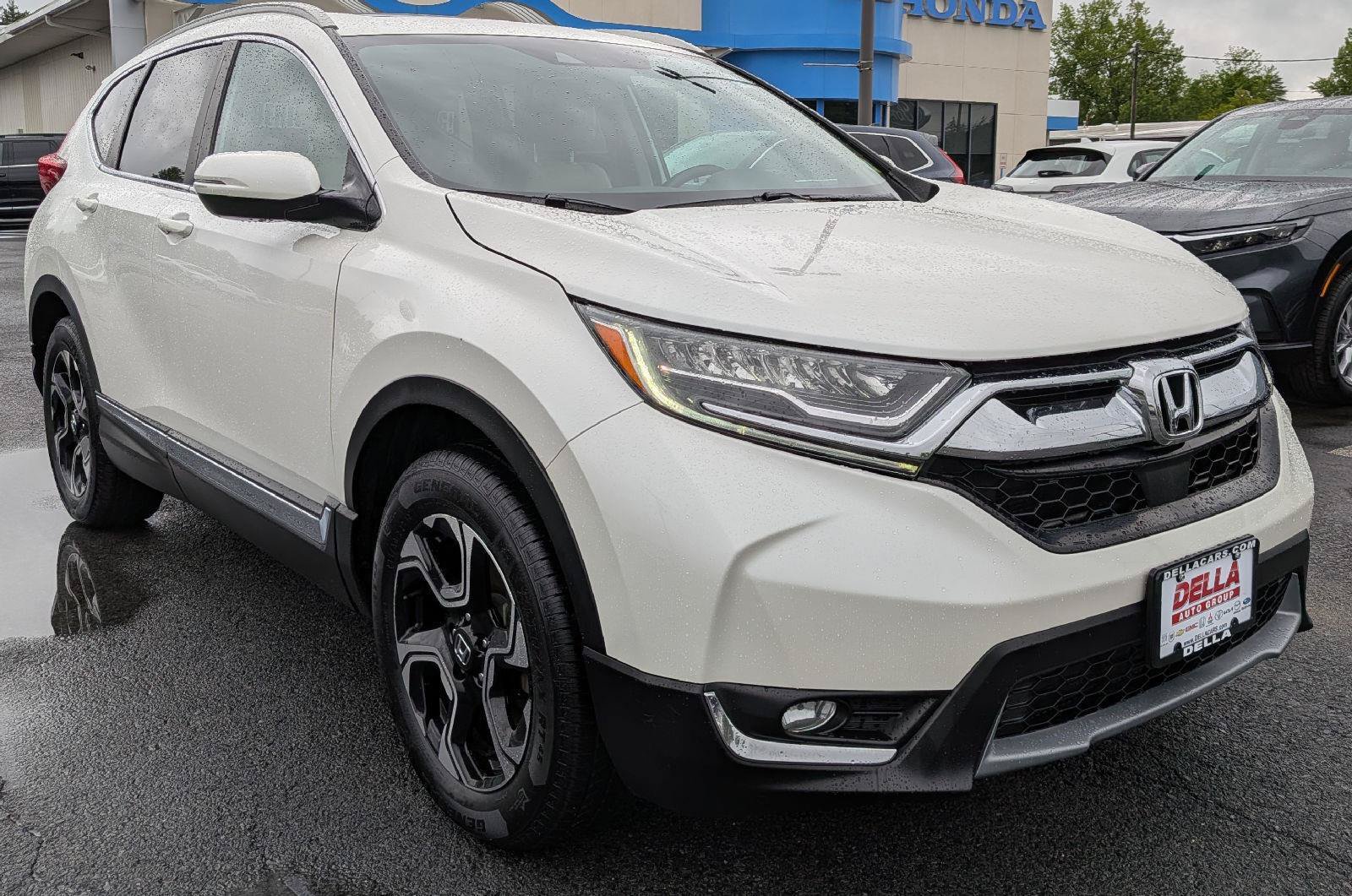 Used 2017 Honda CR-V Touring image 3
