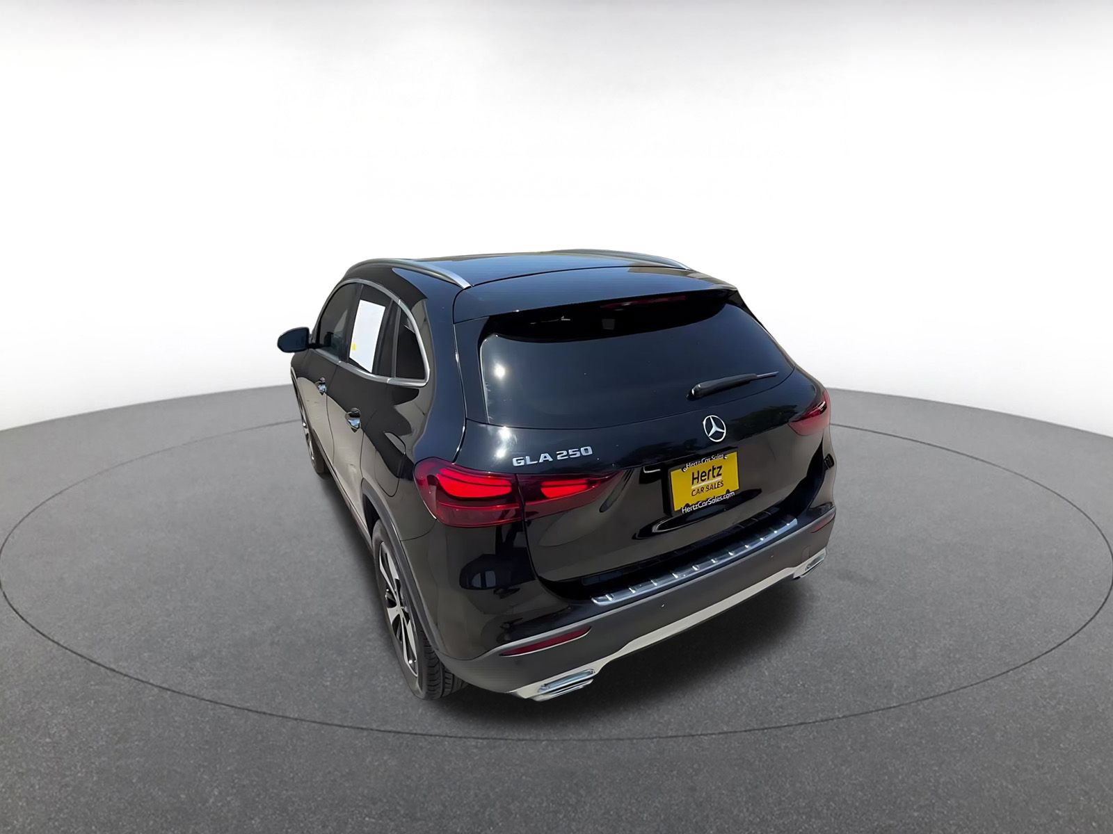 Used 2025 Mercedes-Benz GLA 250 image 11