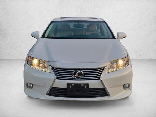 Used 2014 Lexus ES 350 w/ Premium Package FWD image 2
