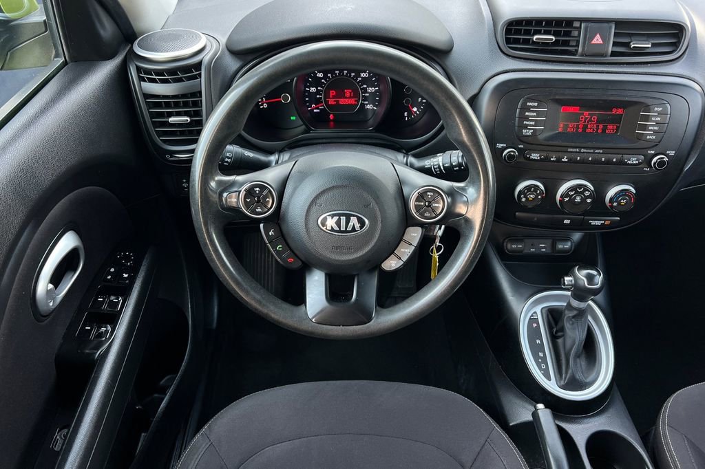 Used 2016 Kia Soul Base image 17