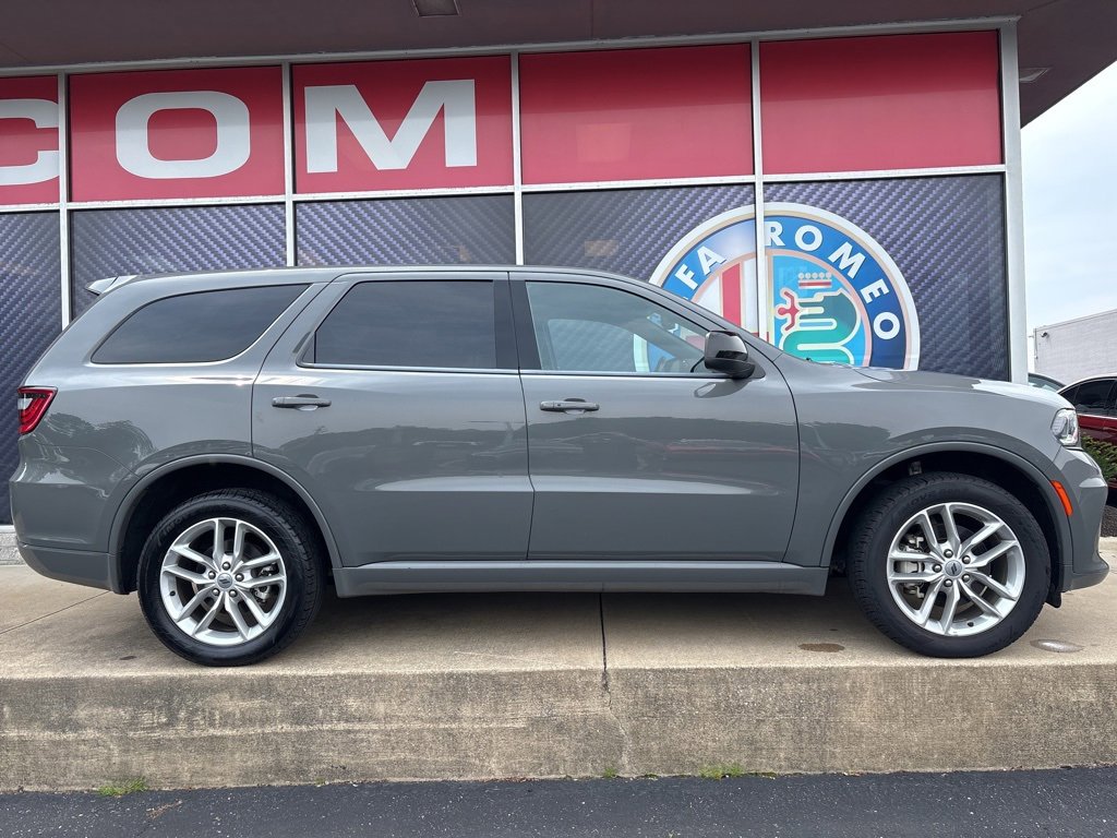 Used 2023 Dodge Durango GT image 2