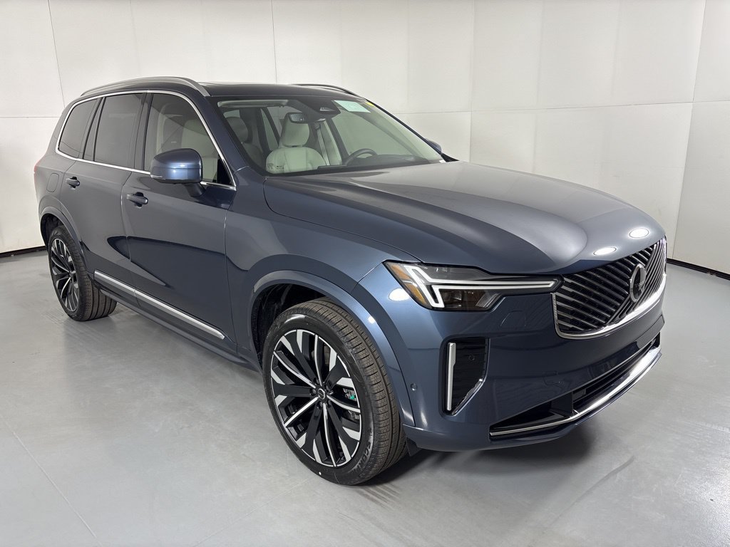 New 2026 Volvo XC90 T8 Ultra w/ Protection Package AWD/4WD image 2