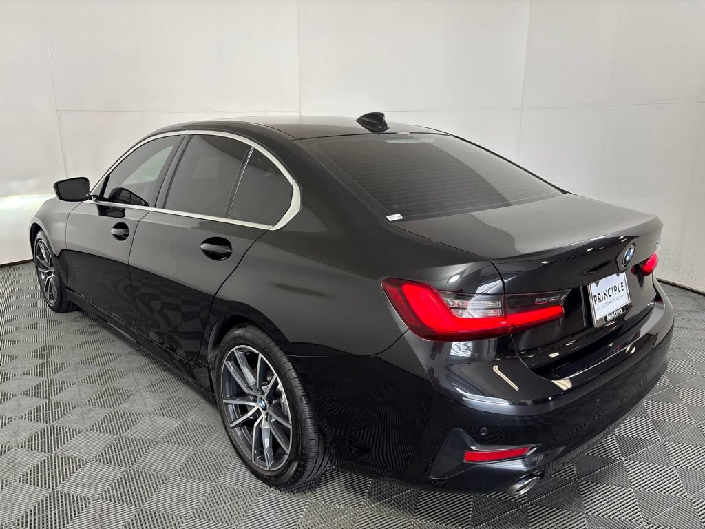 Used 2022 BMW 330i Sedan w/ Convenience Package RWD image 7