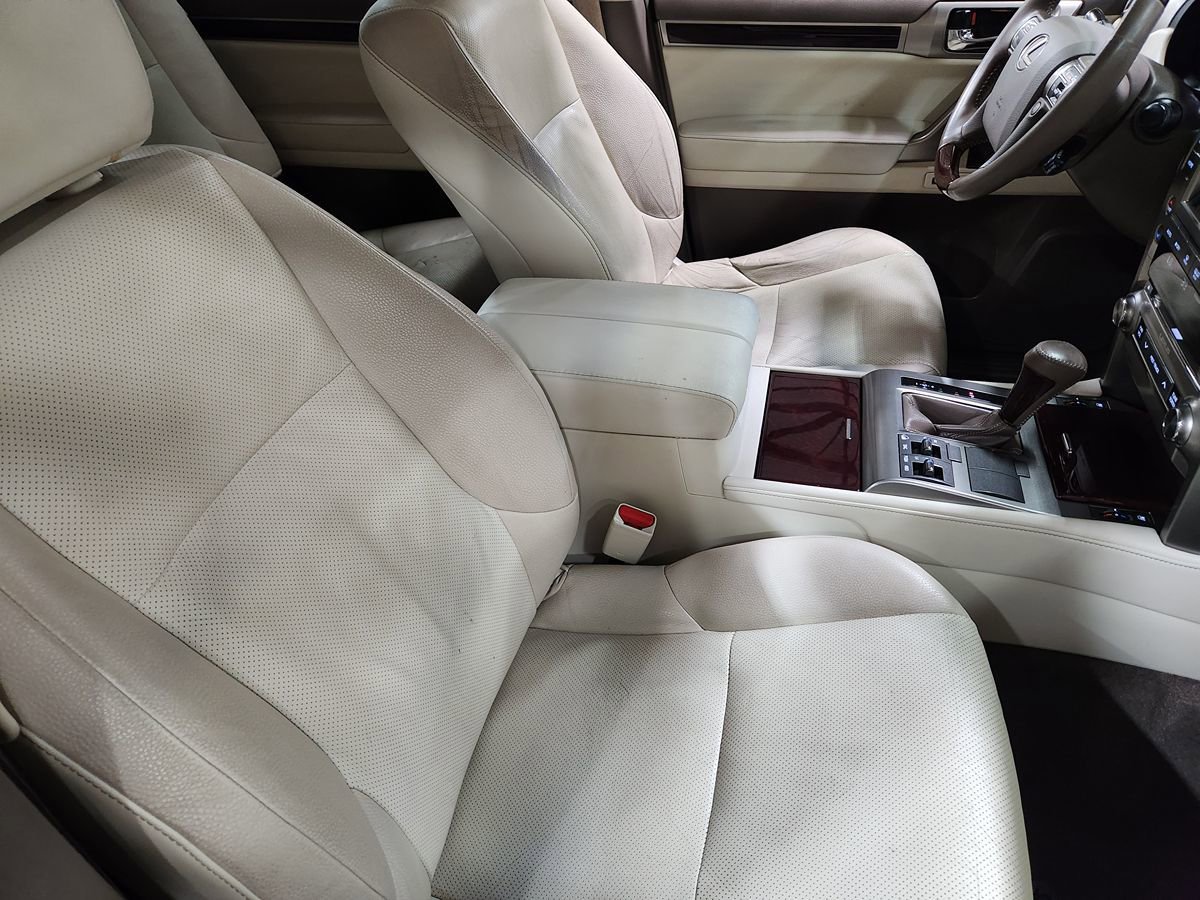Used 2015 Lexus GX 460 w/ Premium Package image 29